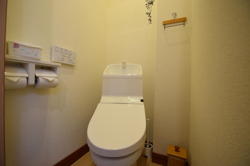 Santana Guest House Osaka Exteriör bild